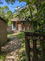 la Corconne, un camping et une guninguette en pleine nature