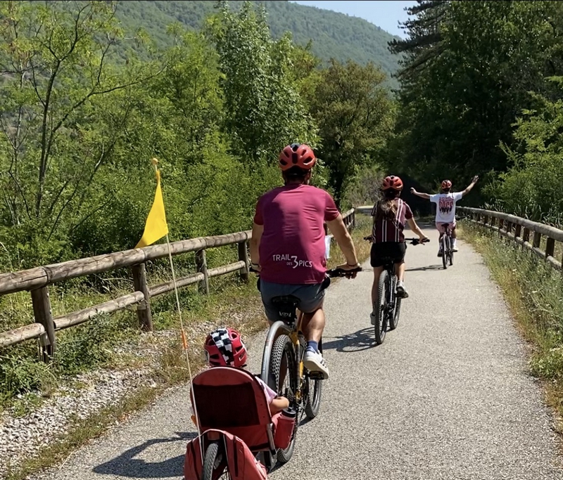 Balade à vélo sur la voie verte au départ du Vigan